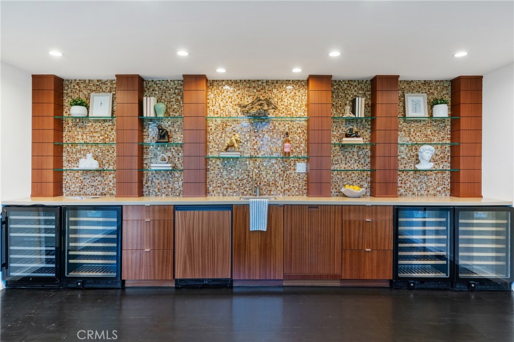 9653 Oak Pass