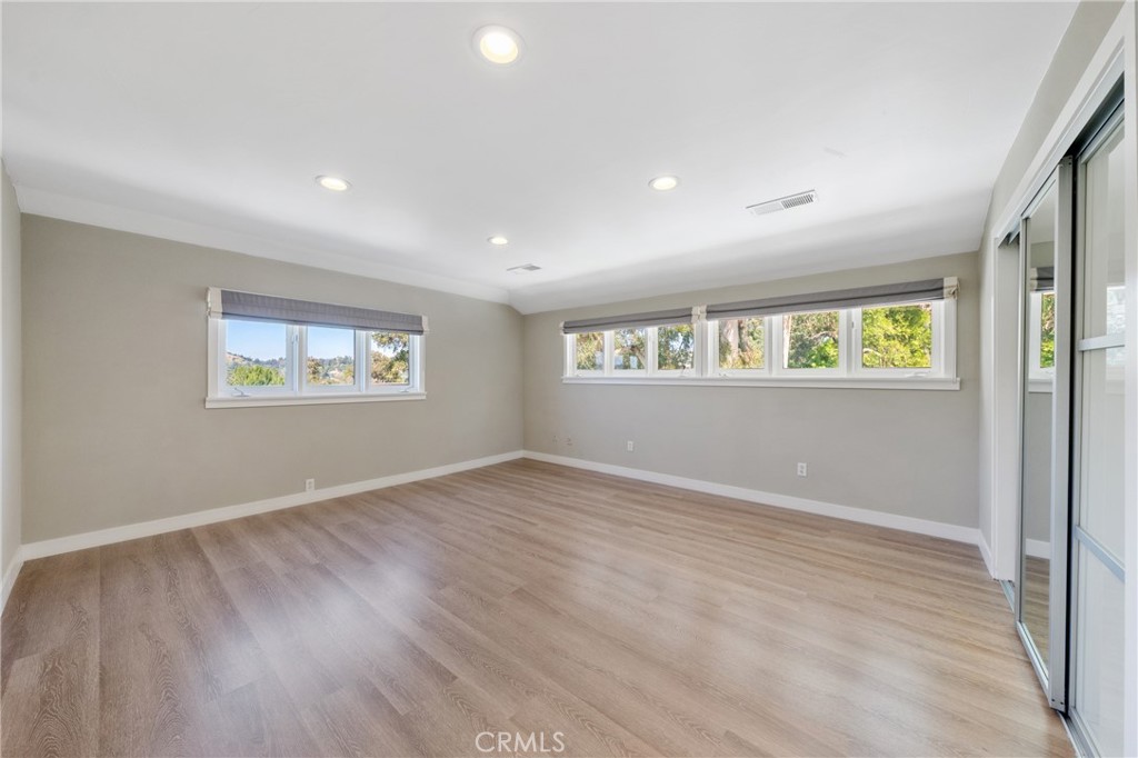 9653 Oak Pass