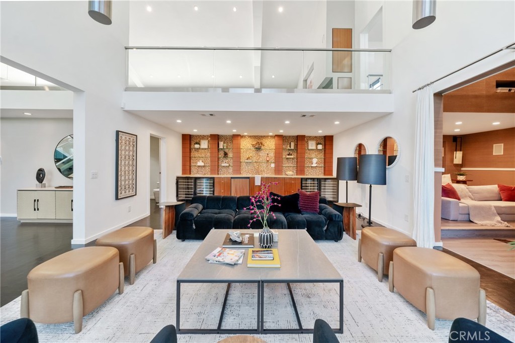 9653 Oak Pass