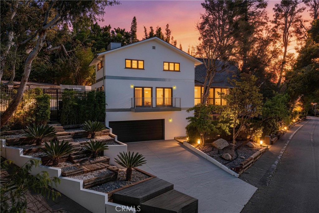 9653 Oak Pass
