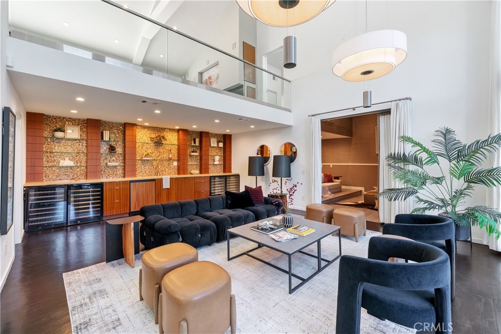 9653 Oak Pass