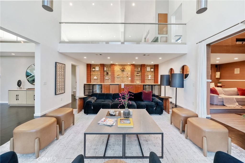 9653 Oak Pass