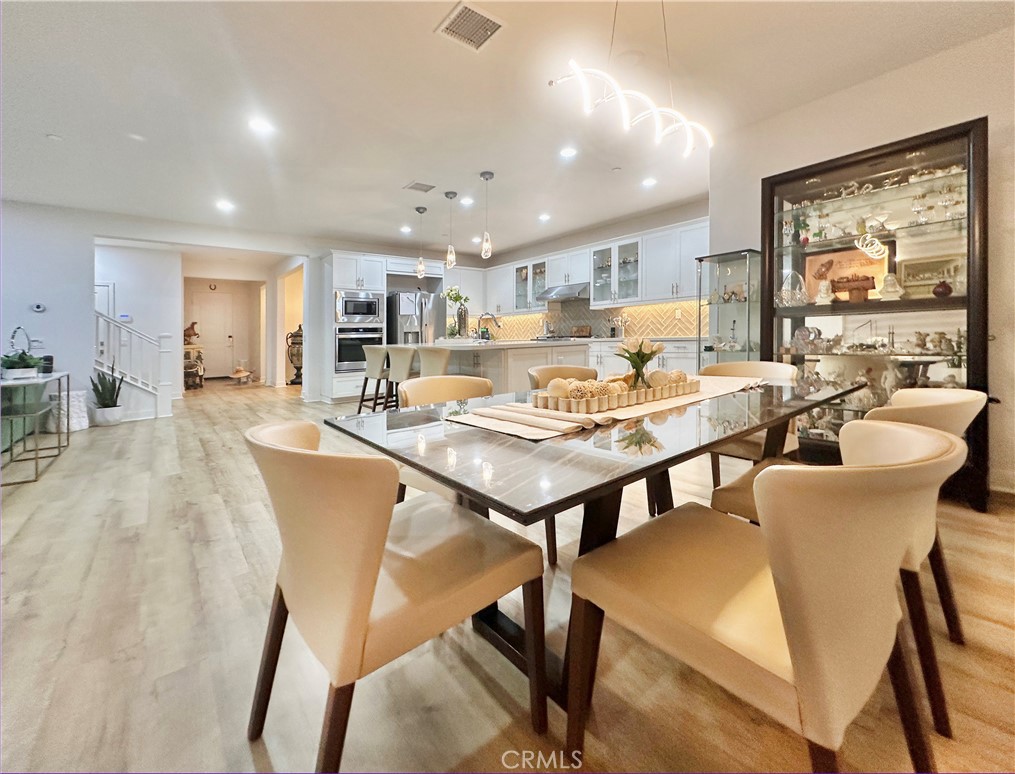 5721 Windbourne