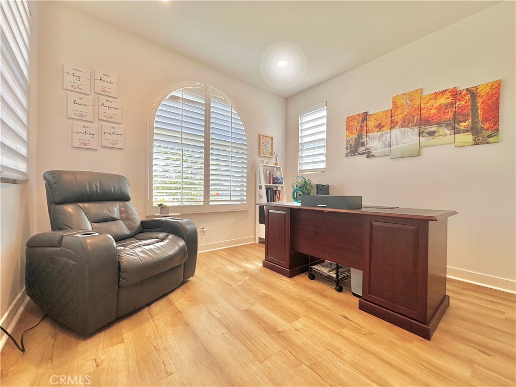 5721 Windbourne