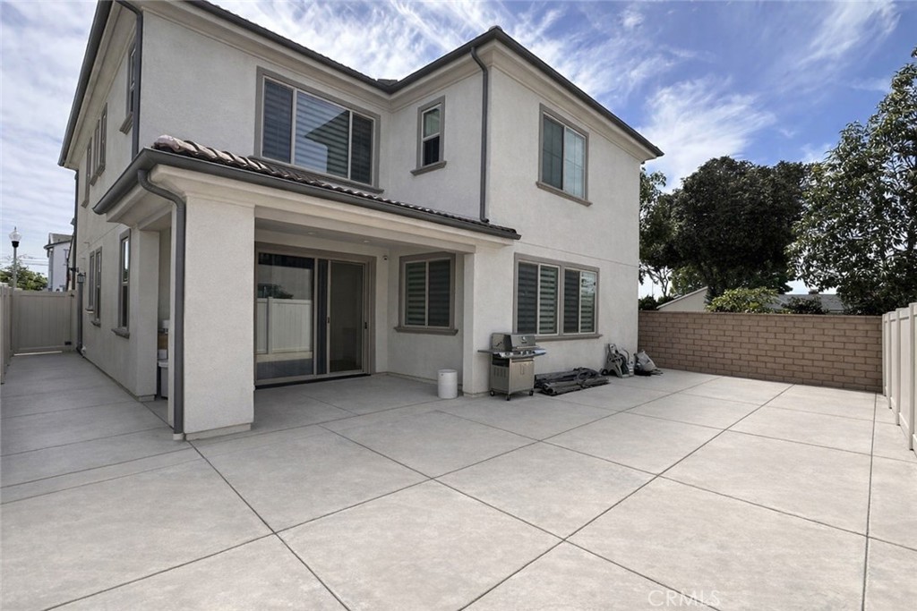 5721 Windbourne