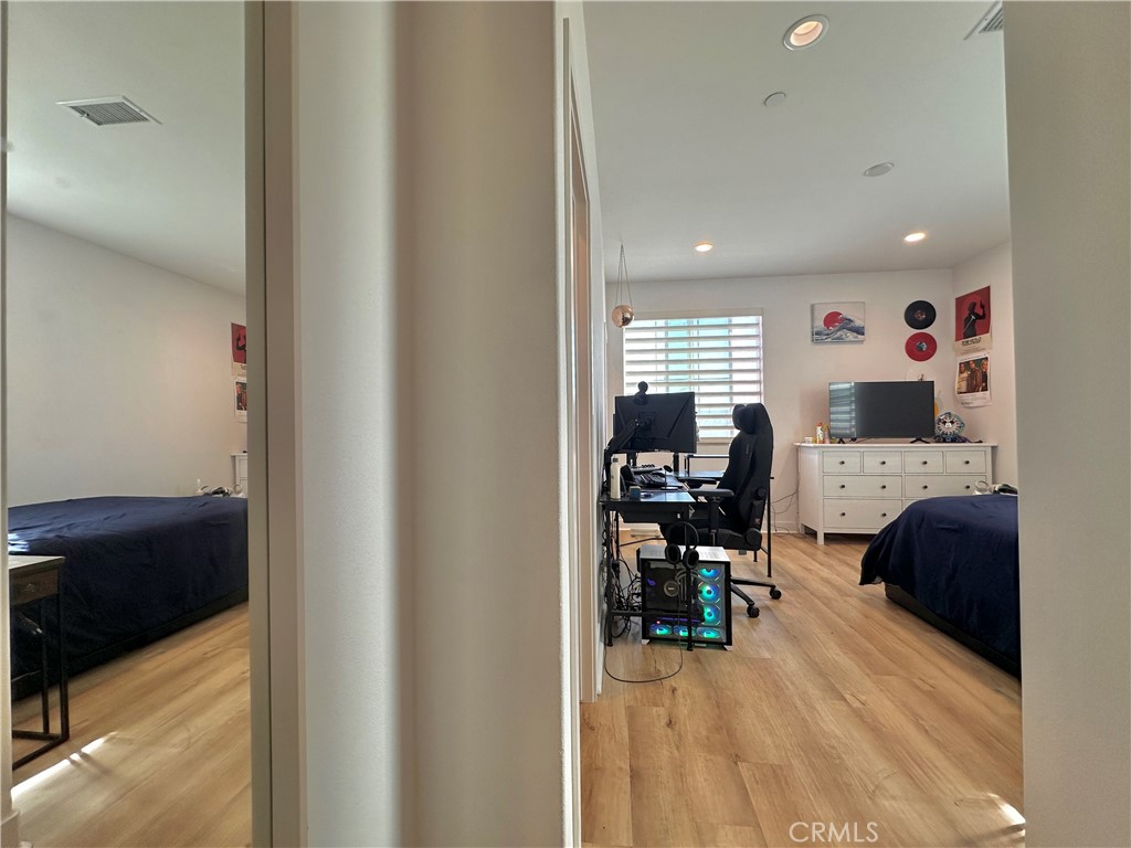 5721 Windbourne