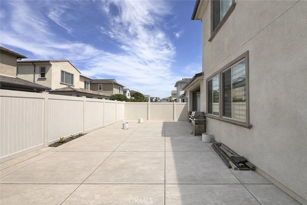5721 Windbourne