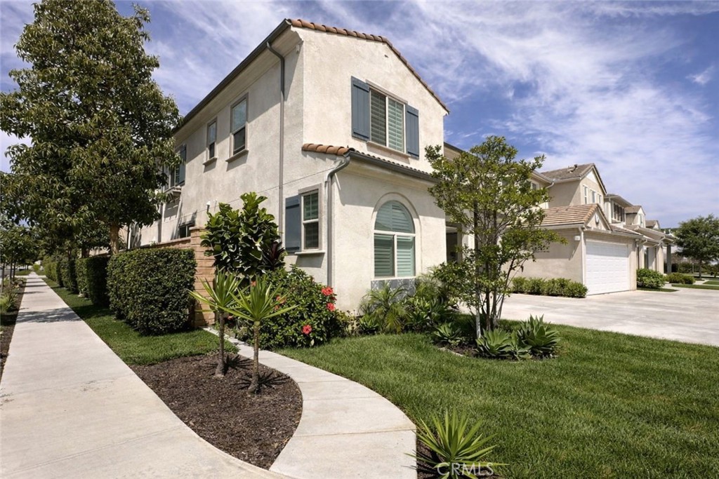 5721 Windbourne