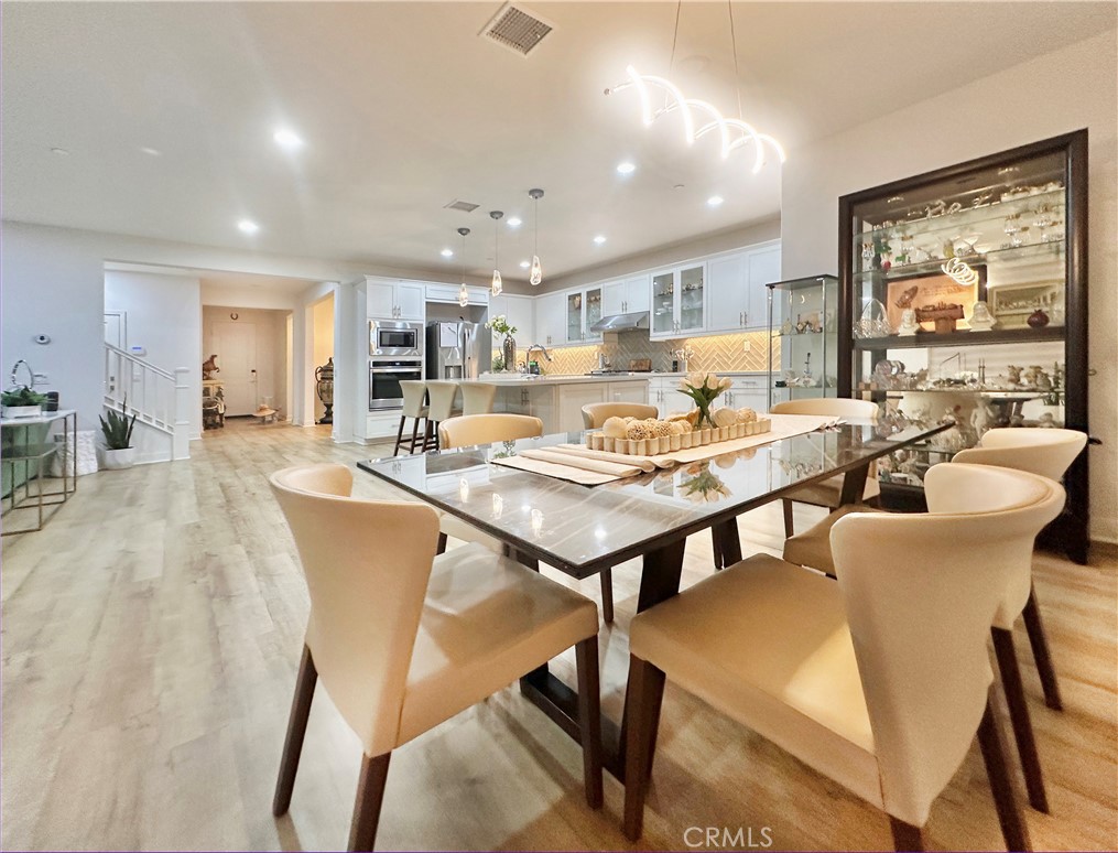 5721 Windbourne