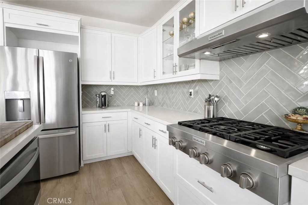 5721 Windbourne