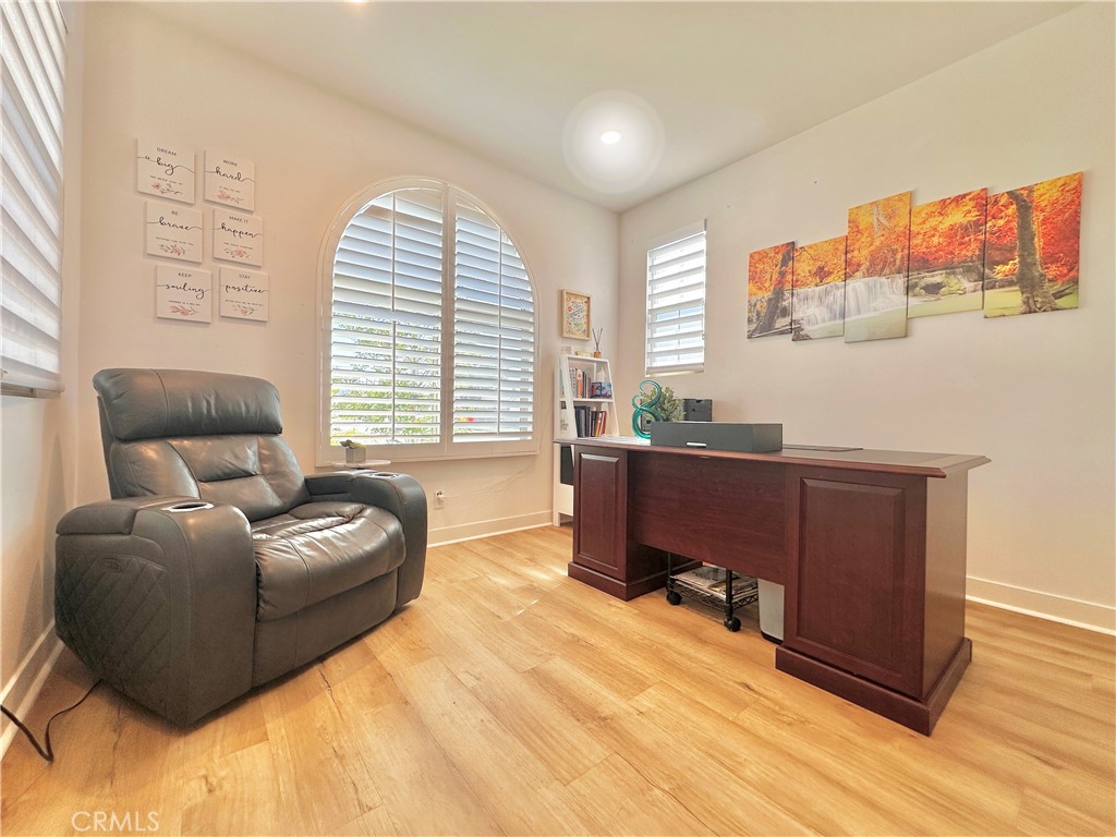 5721 Windbourne
