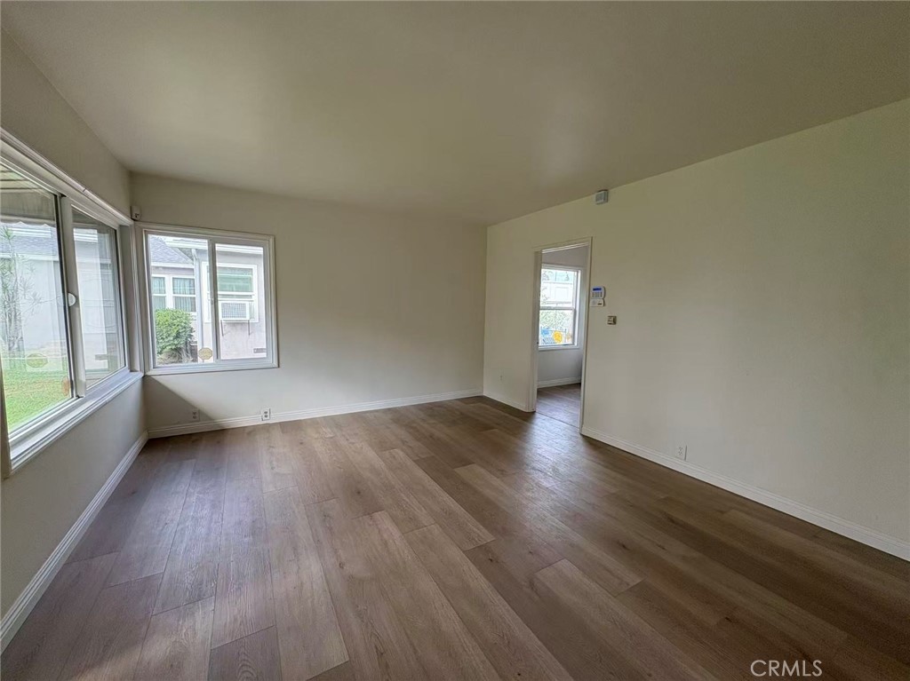 8573 Bennett Ave 8579