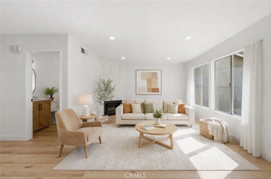 314 S Belmont