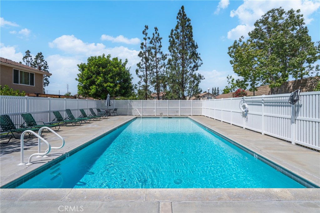 314 S Belmont
