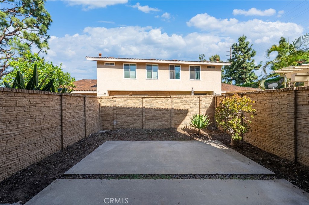 314 S Belmont