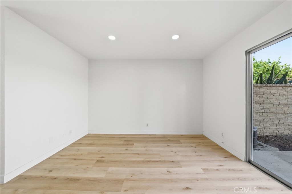 314 S Belmont