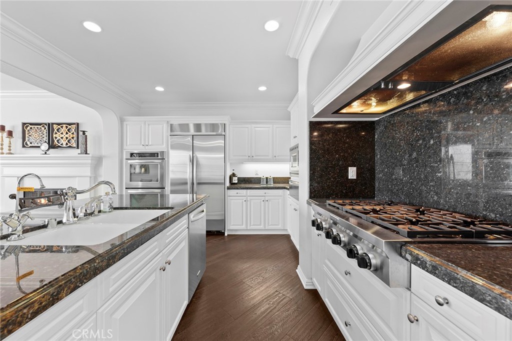 19528 Morning Grove Ln