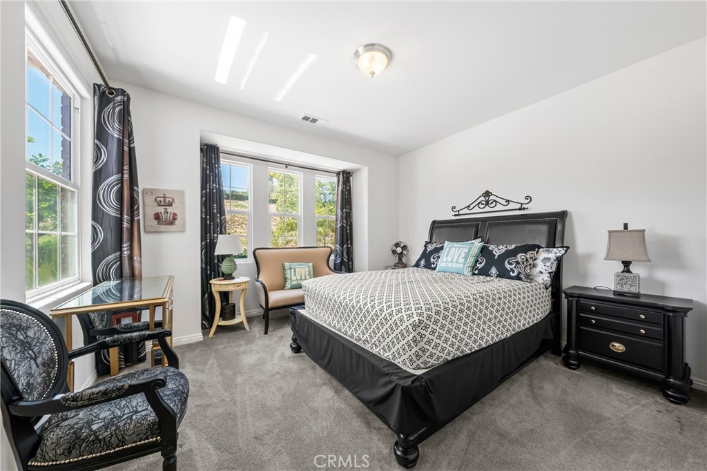 19528 Morning Grove Ln