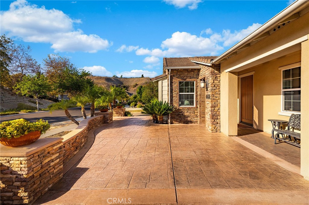 19528 Morning Grove Ln