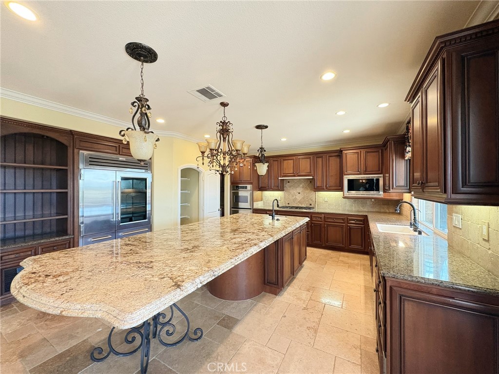 3787 Bidwell