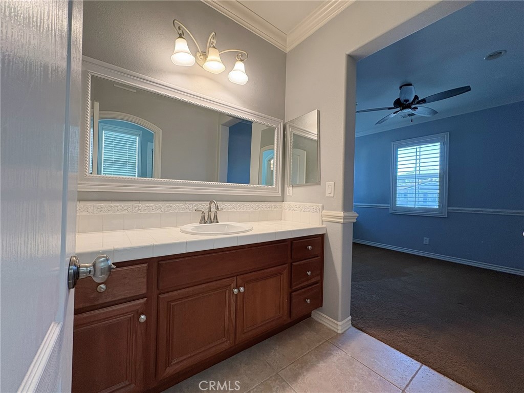 3787 Bidwell