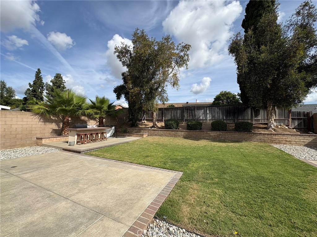 17541 Pine Circle
