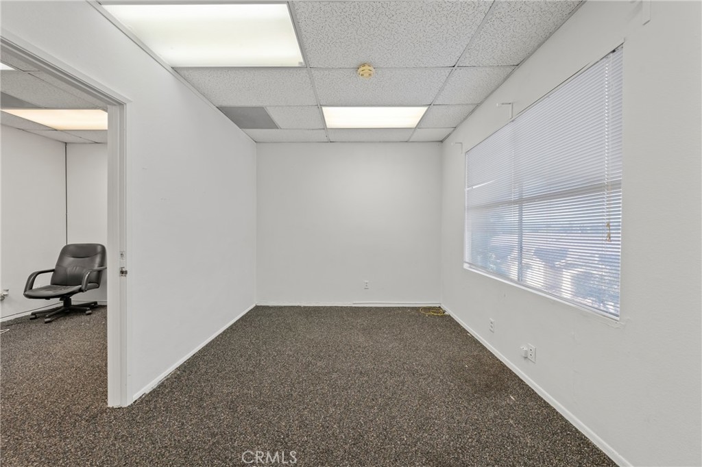 23555 Golden Springs