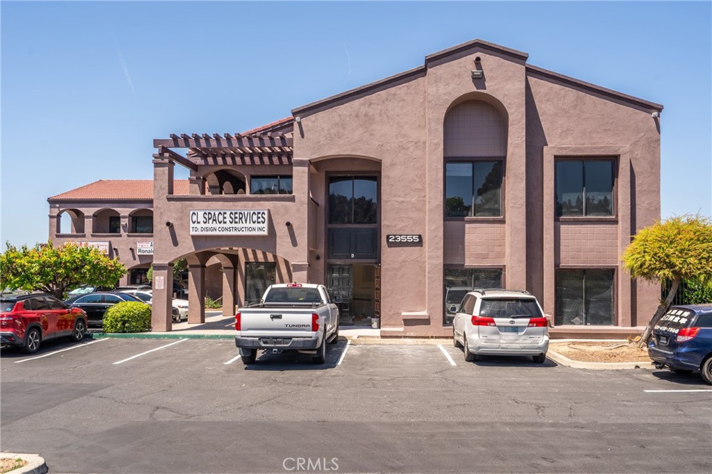 23555 Golden Springs