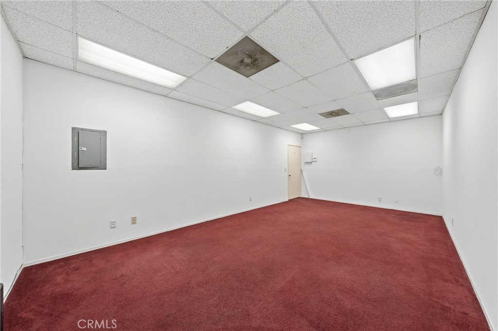 23555 Golden Springs