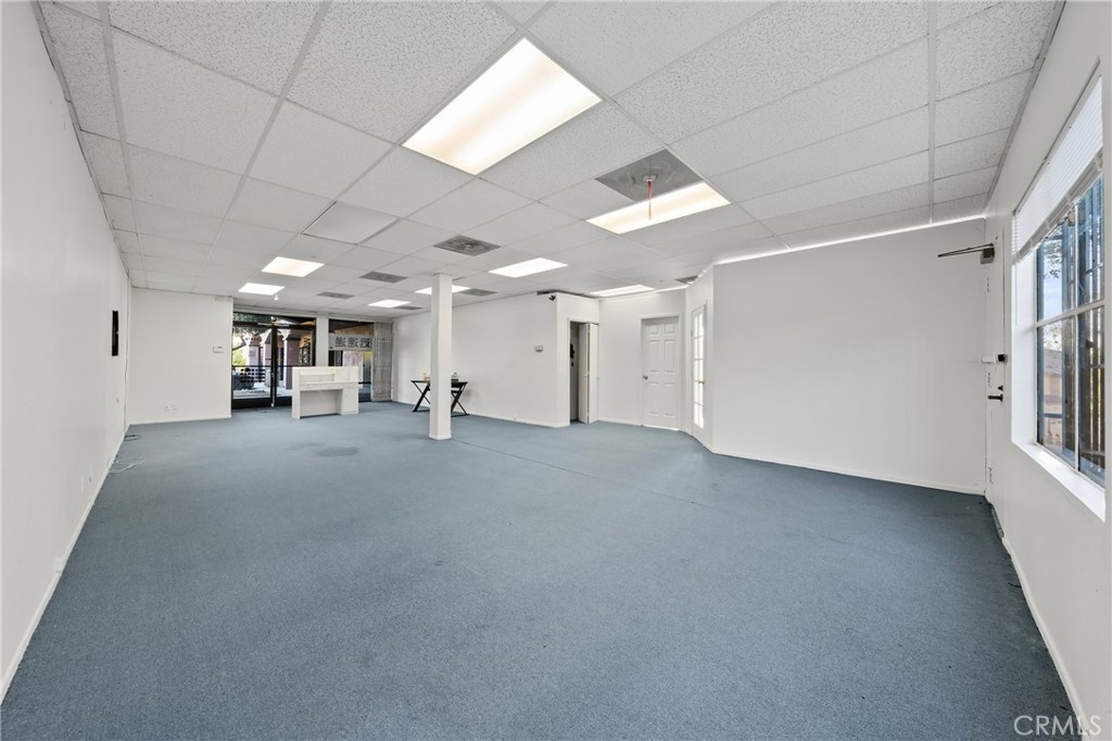 23555 Golden Springs