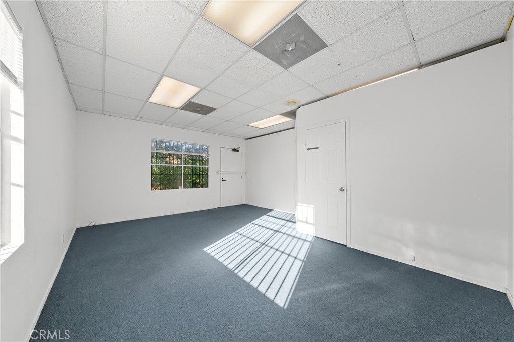 23555 Golden Springs