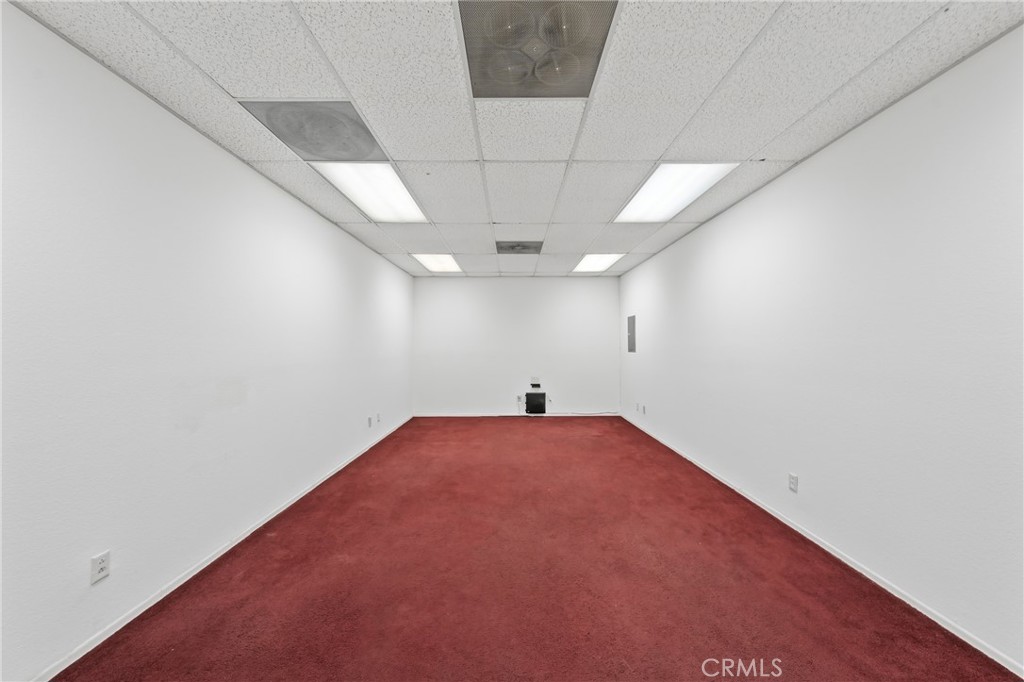 23555 Golden Springs