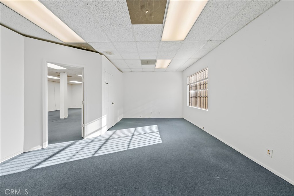 23555 Golden Springs