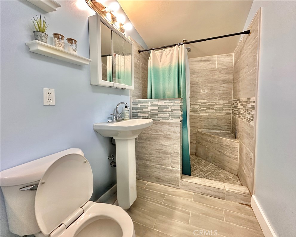 320 E 81st