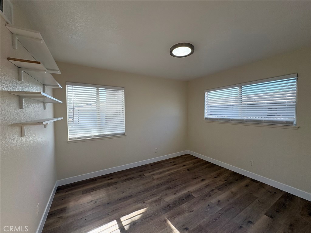13233 East End Ave Front