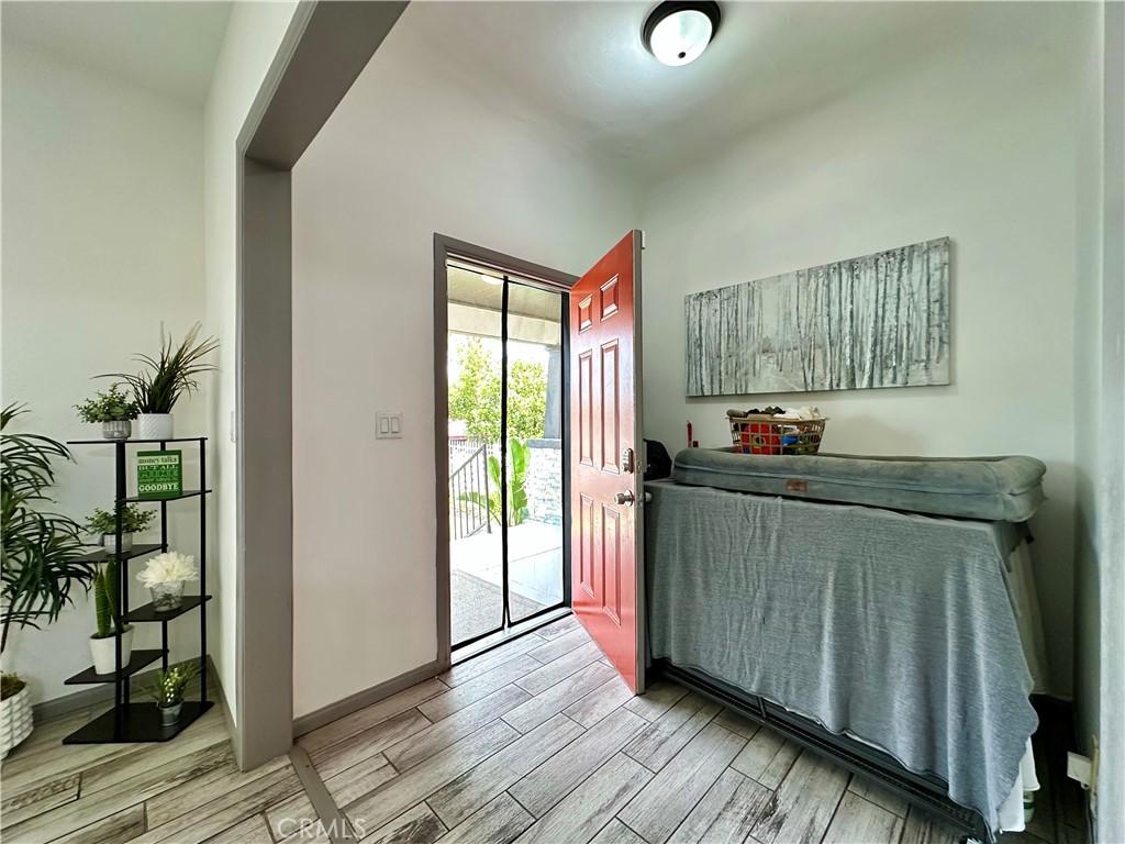 160 W 48th