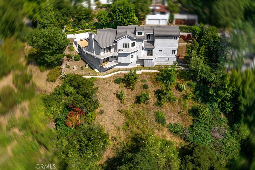 411 Woodcliffe