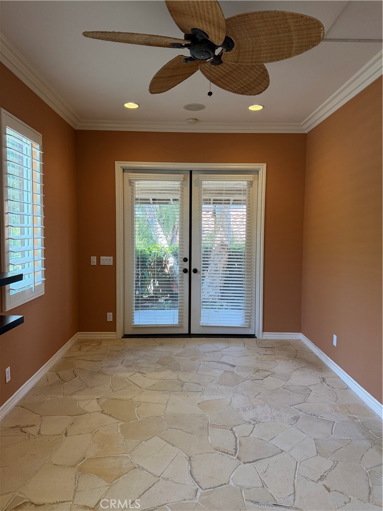16333 Fox Hollow