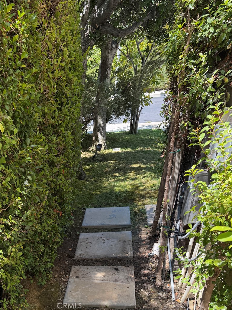 16333 Fox Hollow