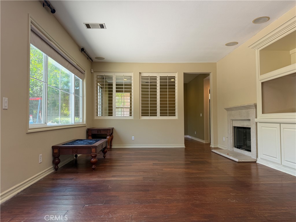 16333 Fox Hollow