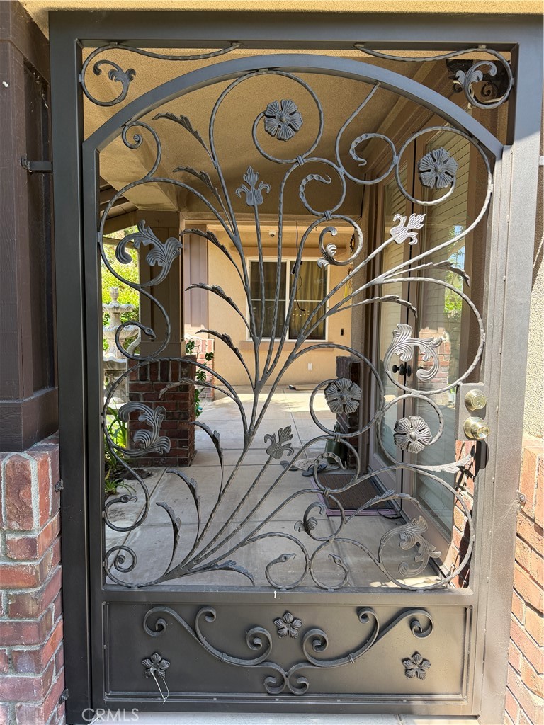 16333 Fox Hollow