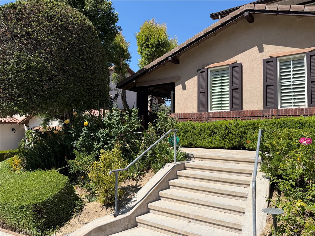 16333 Fox Hollow