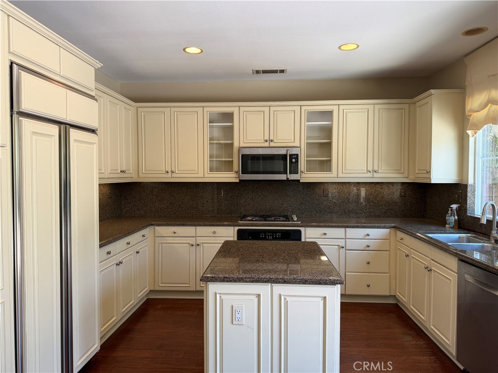 16333 Fox Hollow