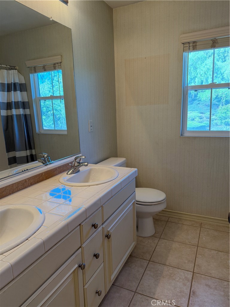 16333 Fox Hollow