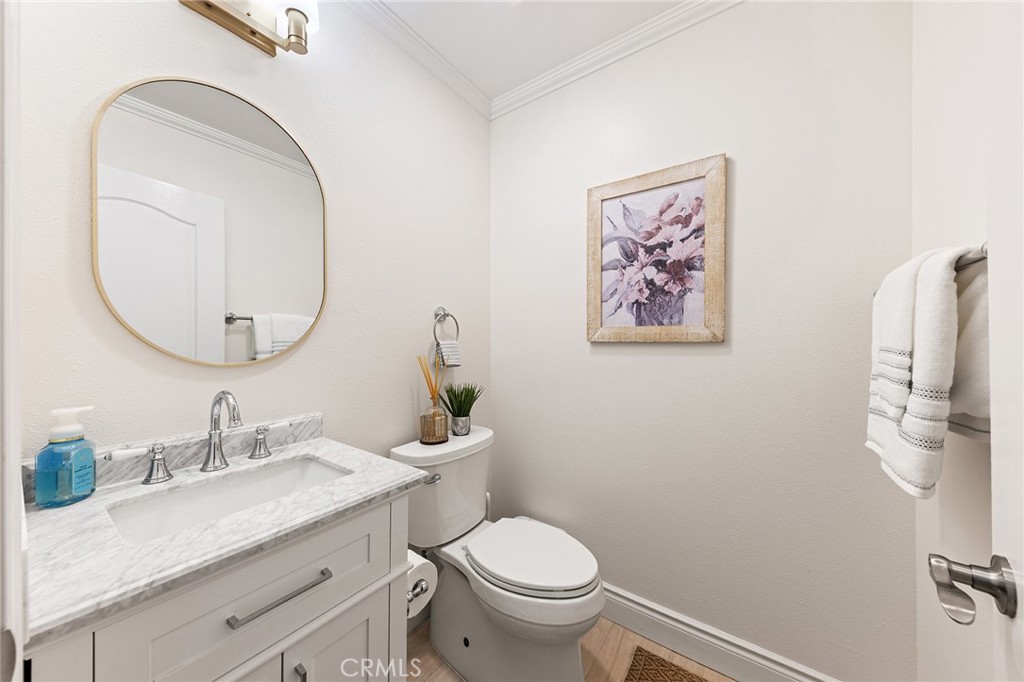 1116 W Huntington Dr D
