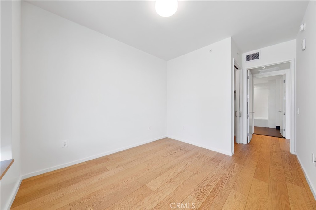 889 Francisco St 1210