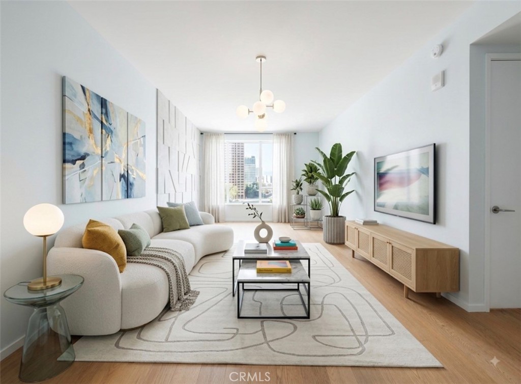 889 Francisco St 1210