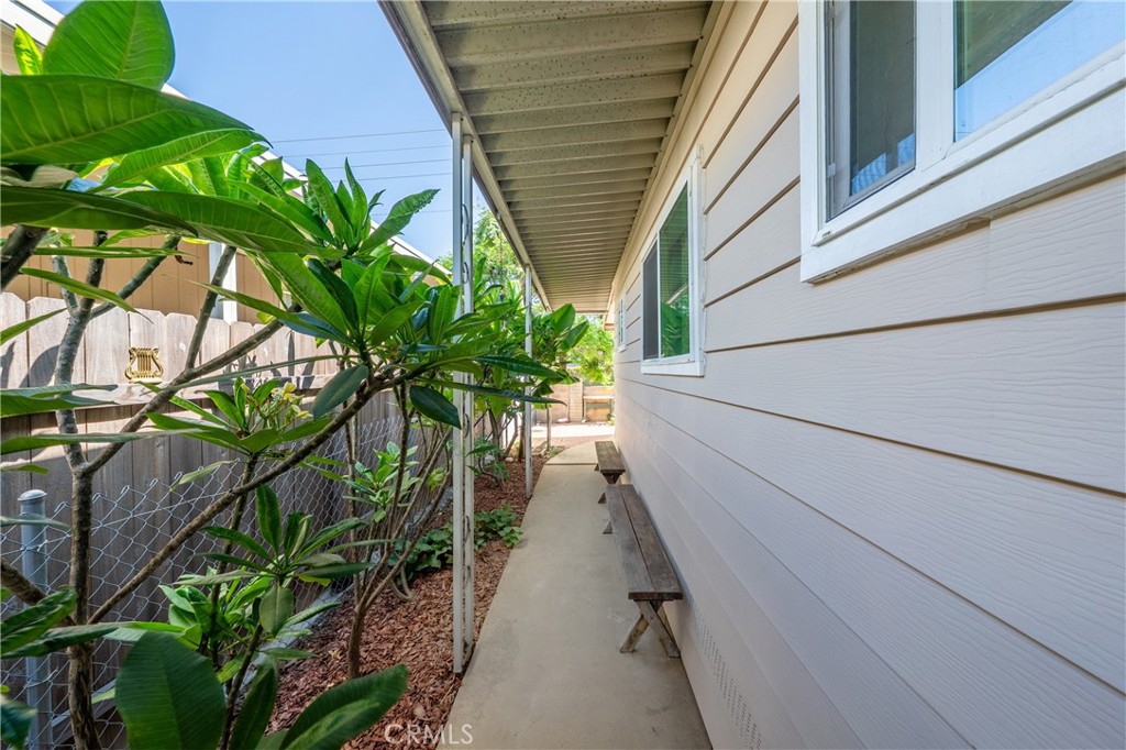 1205 W Cypress St 146