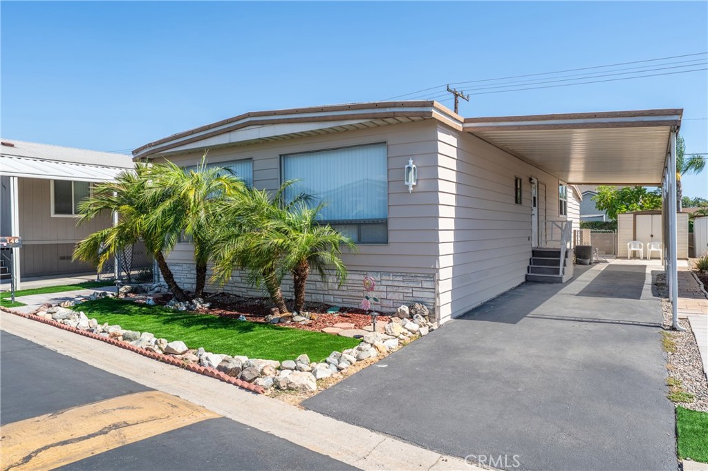 1205 W Cypress St 146