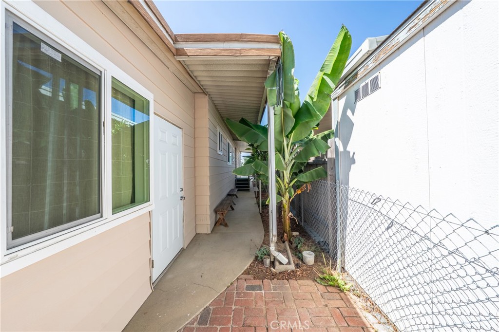 1205 W Cypress St 146